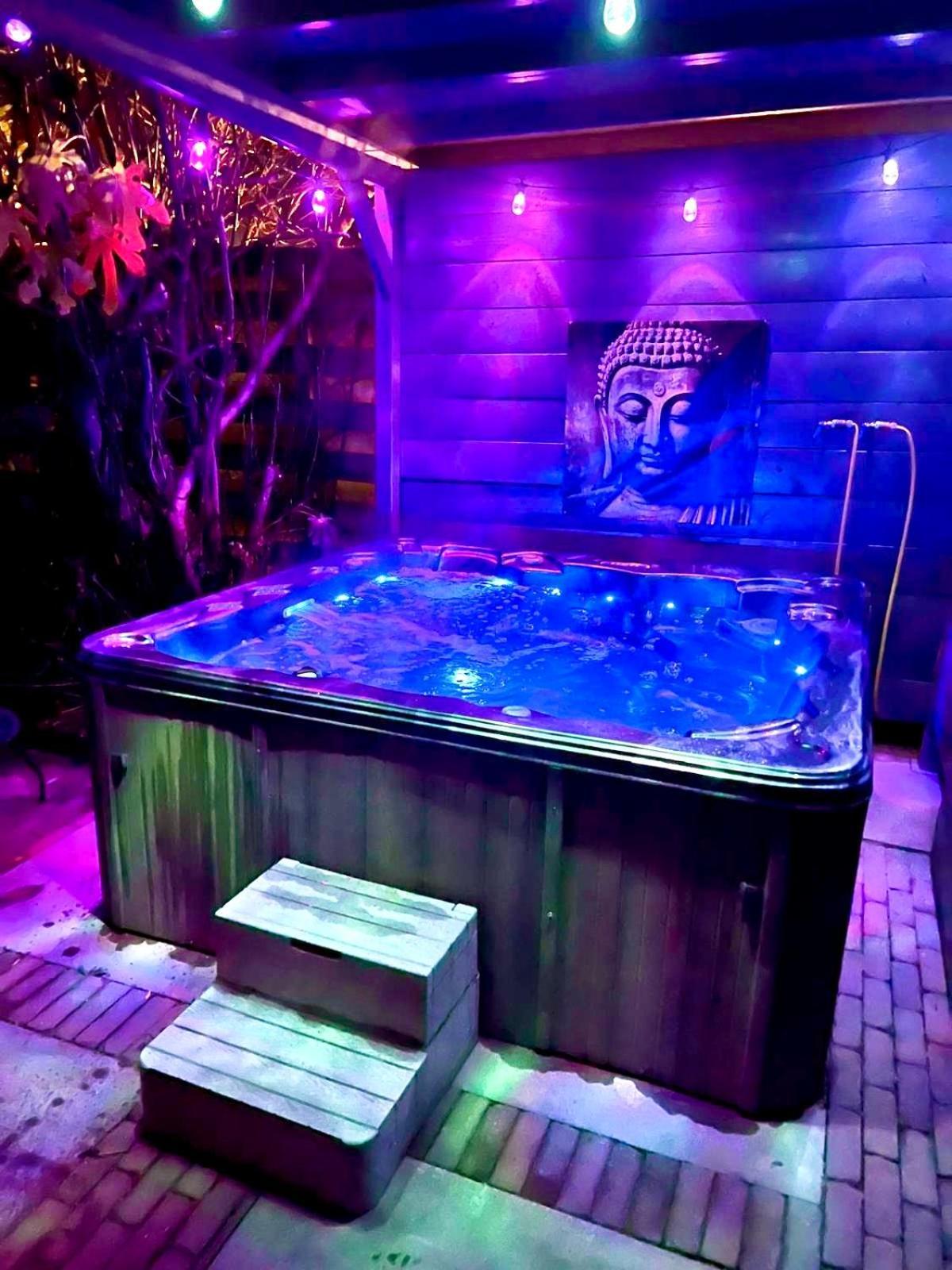 Buddha Style Family House & Jacuzzi & Sauna Near Amsterdam Vijfhuizen Экстерьер фото