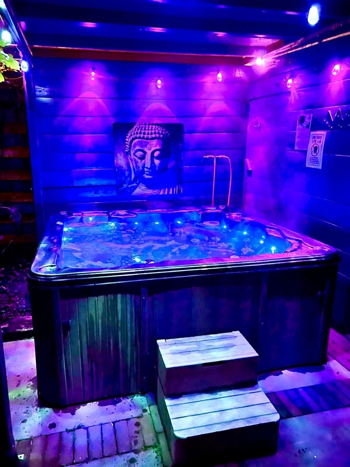 Buddha Style Family House & Jacuzzi & Sauna Near Amsterdam Vijfhuizen Экстерьер фото